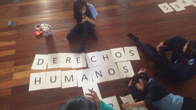 Simuladores de bebé enseñan sobre salud sexual y reproductiva