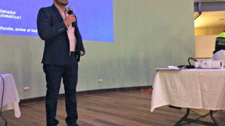 Reunión con comunidades, tema seguridad Reunión con comunidades, tema seguridad