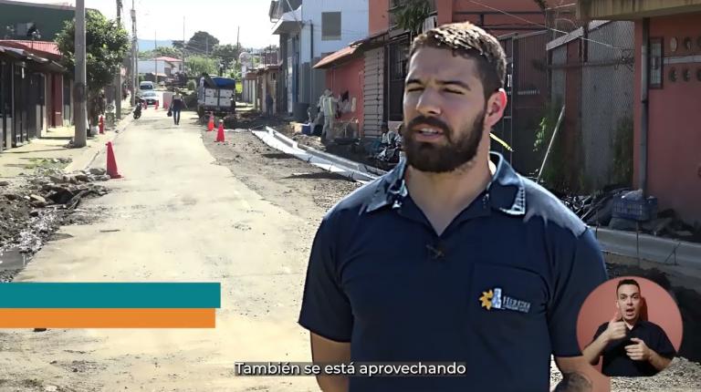 Embedded thumbnail for Avanzan obras de calles 50 y 54 en Mercedes Sur