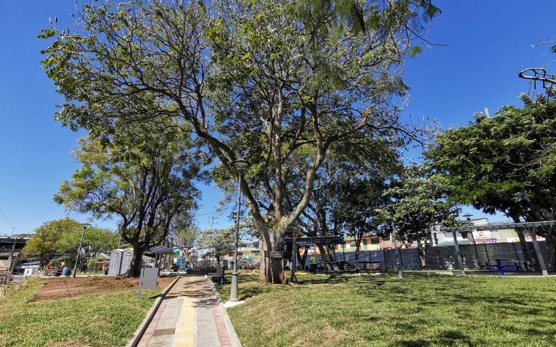 Finaliza remodelación del parque La Aurora Finaliza remodelación del parque La Aurora