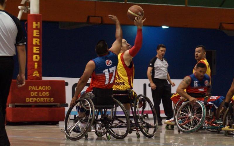 Baloncesto en silla de ruedas Con este recurso el Comité Cantonal podrá realizar la compra de cerca de 10 a 15 sillas de ruedas con especificaciones técnicas para la práctica del baloncesto y de acuerdo a las lesiones de los atletas; las mismas serán utilizadas no solo por el equipo mayor sino por los niños y jóvenes que actualmente forman parte de este proyecto deportivo.