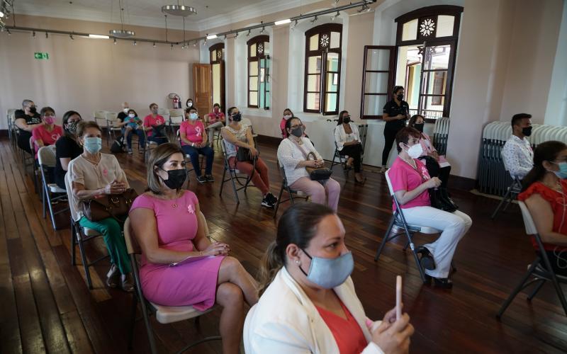 Entrega formal de casa oncológica Casa Rosa Entrega formal de casa oncológica Casa Rosa