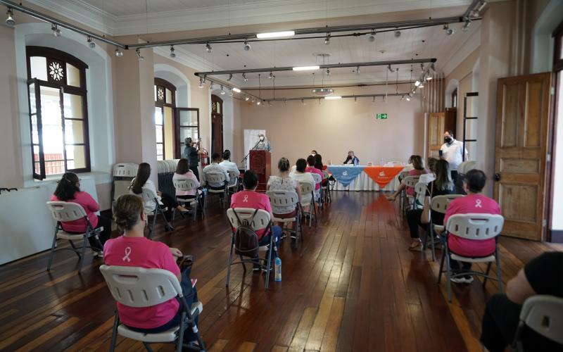 Entrega formal de casa oncológica Casa Rosa Entrega formal de casa oncológica Casa Rosa