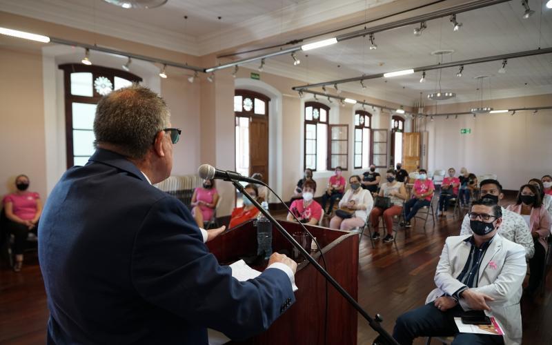 Entrega formal de casa oncológica Casa Rosa Entrega formal de casa oncológica Casa Rosa