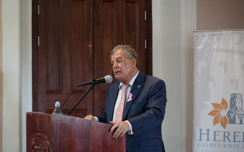 Entrega formal de casa oncológica Casa Rosa Entrega formal de casa oncológica Casa Rosa