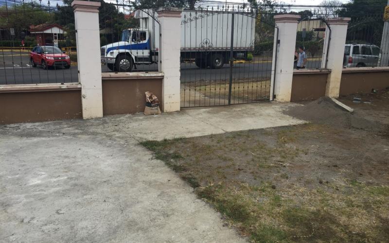 Cementerio de Barreal Mantenimiento de Cementerios