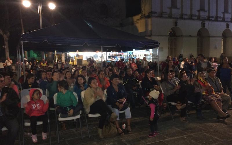 Villancicos en Salsa Público presente