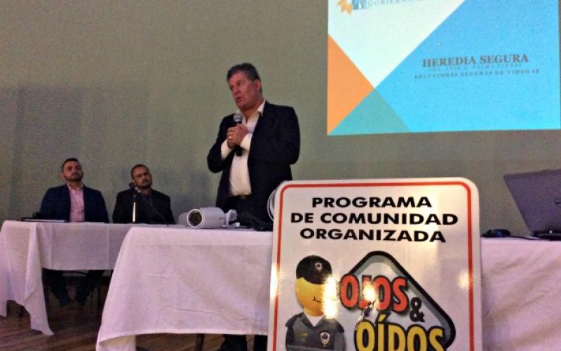 Reunión con comunidades, tema seguridad Reunión con comunidades, tema seguridad