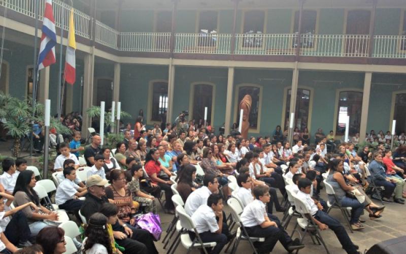 Día Mundial de la Poesía Día Mundial de la Poesía