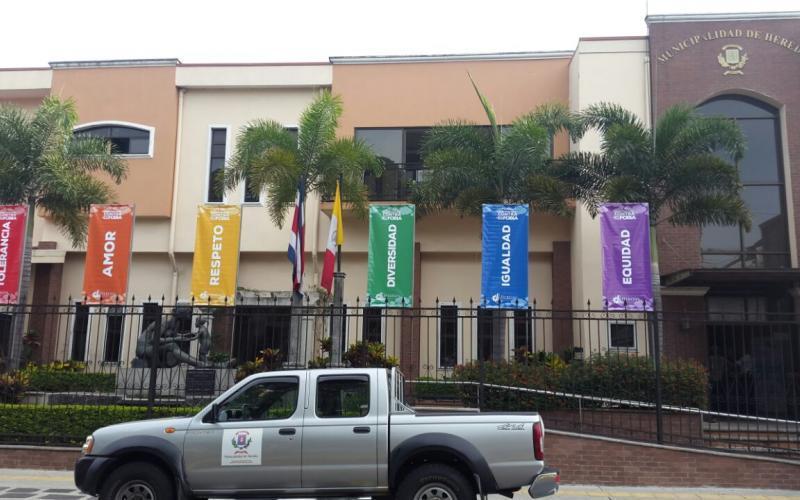 17 de mayo Día Internacional contra la Homofobia, Lesbofobia, Bifobia  y Transfobia. 