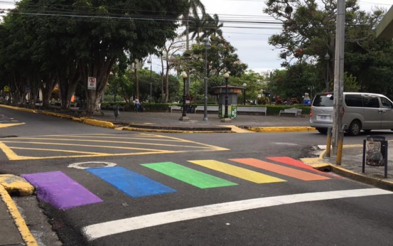 17 de mayo Día Internacional contra la Homofobia, Lesbofobia, Bifobia  y Transfobia. 