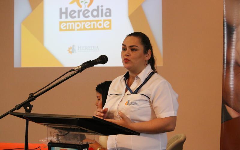 Heredia Emprende - Graduación Plan de Negocios 