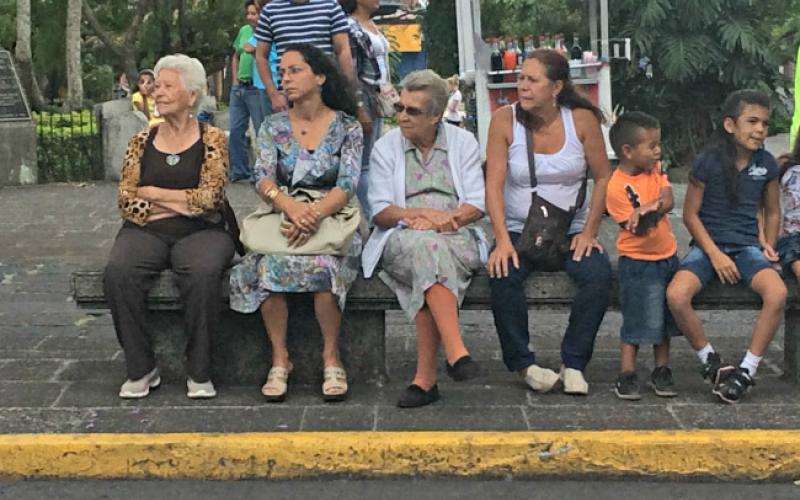 Domingos Heredianos por Media Calle Domingos Heredianos por Media Calle