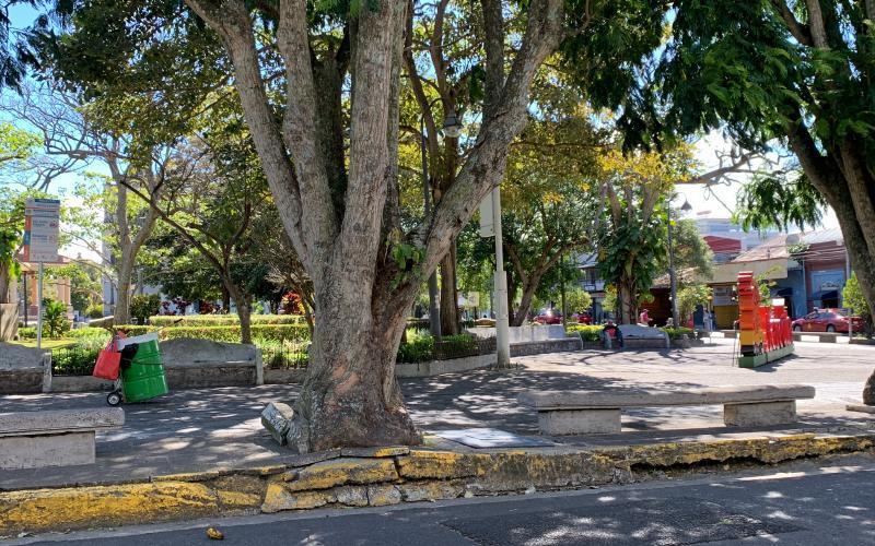 Remodelación costado oeste parque Nicolás Ulloa Remodelación costado oeste parque Nicolás Ulloa