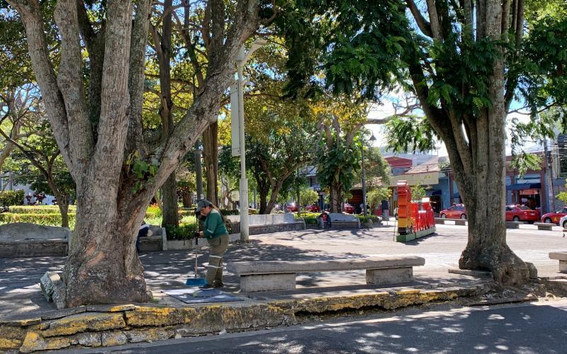 Remodelación costado oeste parque Nicolás Ulloa Remodelación costado oeste parque Nicolás Ulloa