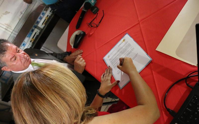 Firma de convenio con Incofer La Municipalidad de Heredia invertirá la suma de ¢ 350 millones en todos los trabajos necesarios para que los ciudadanos heredianos puedan contar con una estación de trenes que cumpla con los estándares de seguridad y comodidad necesarios.