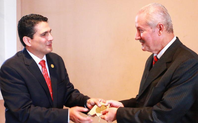 Convenio de hermanamiento - Santa Tecla