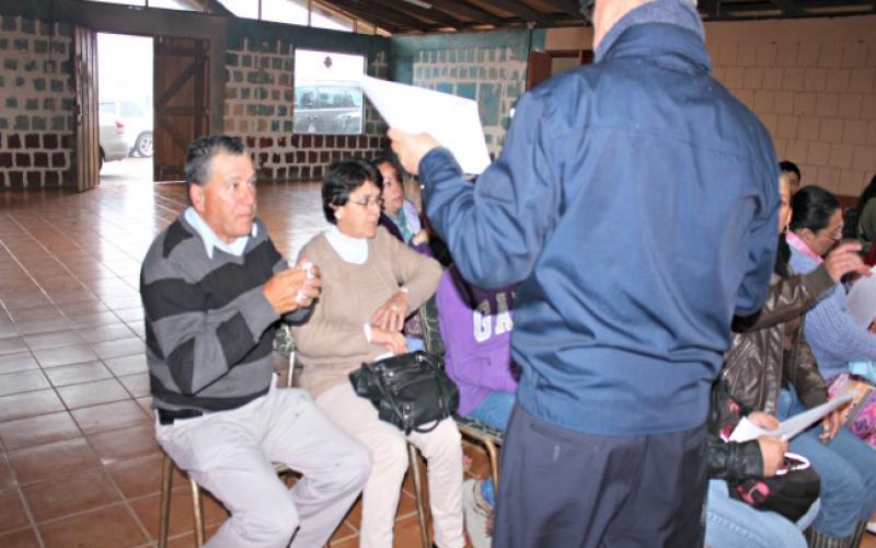 Firma de escrituras del proyecto Renacer Firma de escrituras del proyecto Renacer