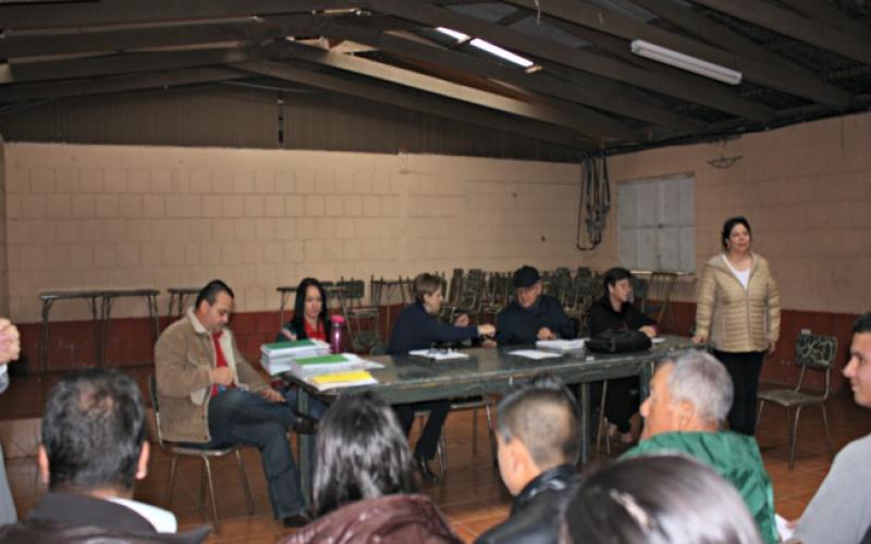 Firma de escrituras del proyecto Renacer Firma de escrituras del proyecto Renacer