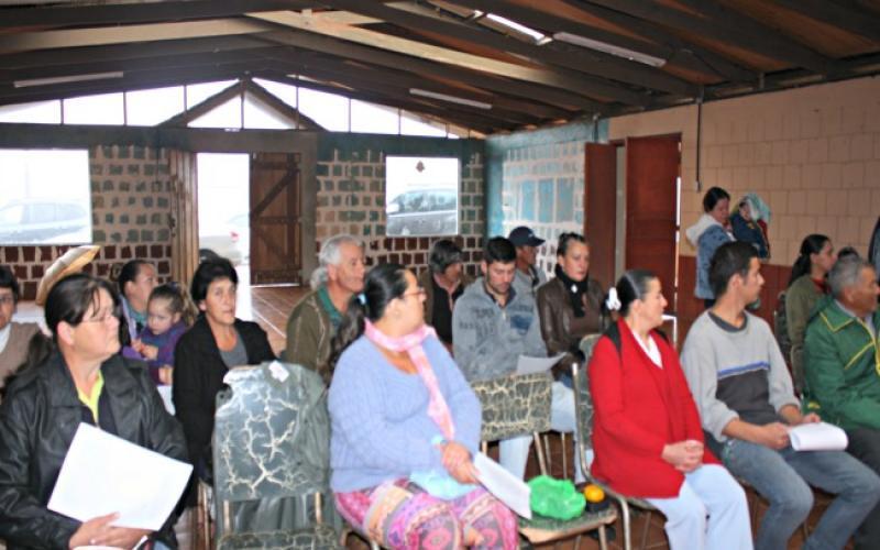 Firma de escrituras del proyecto Renacer Firma de escrituras del proyecto Renacer