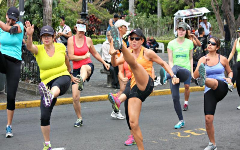 Domingos Heredianos por Media Calle