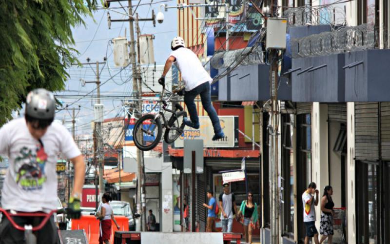 Domingos Heredianos por Media Calle