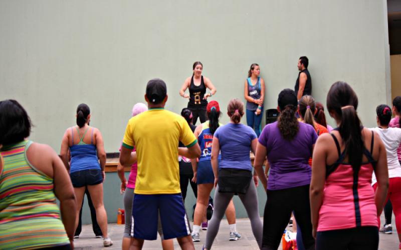 Domingos Heredianos por Media Calle