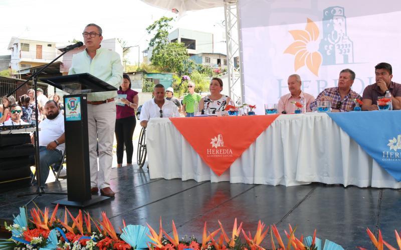 Puente Héroes Heredianos 