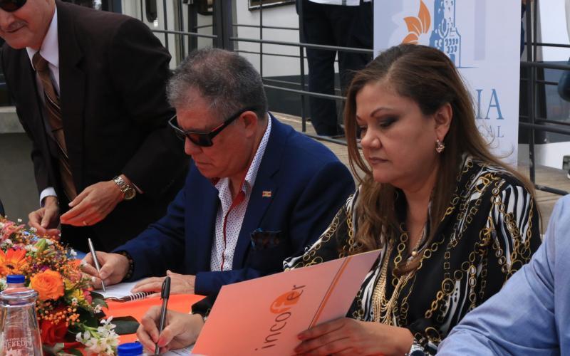 Entrega de las nuevas instalaciones de la Estación del Tren a la comunidad herediana.