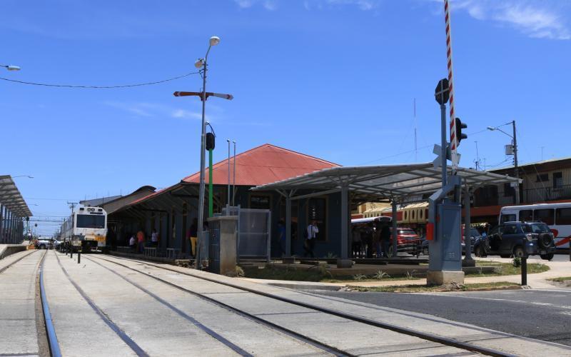 Entrega de las nuevas instalaciones de la Estación del Tren a la comunidad herediana.