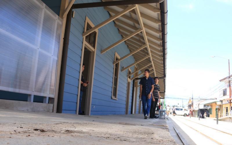 Entrega de las nuevas instalaciones de la Estación del Tren a la comunidad herediana.
