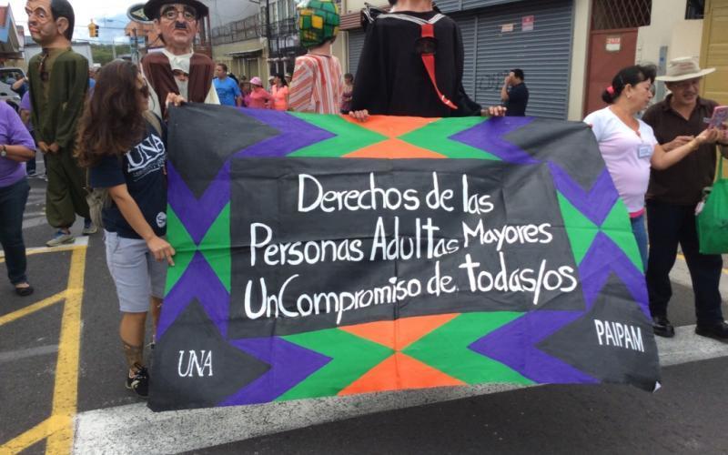 Caminata Personas Adultas Mayores