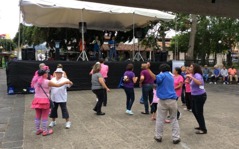 Caminata Personas Adultas Mayores