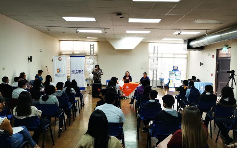 “La Historia de mi Viaje con mi Valijita: plan familiar de emergencias" “La Historia de mi Viaje con mi Valijita: plan familiar de emergencias"