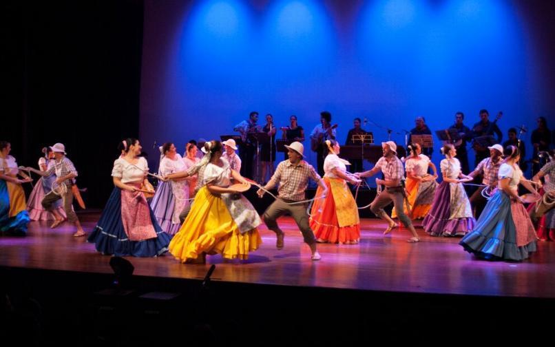 Compañía Folclórica Alma Cosecha Festival Herediano de Folclore Costarricense