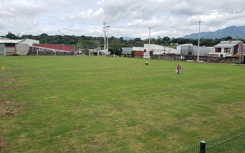 Mejoras a la cancha de futbol de Barreal Mejoras a la cancha de futbol de Barreal