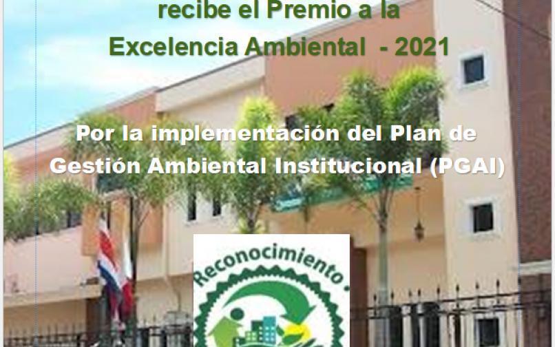 Municipalidad recibe premio a la Excelencia Ambiental Municipalidad recibe premio a la Excelencia Ambiental