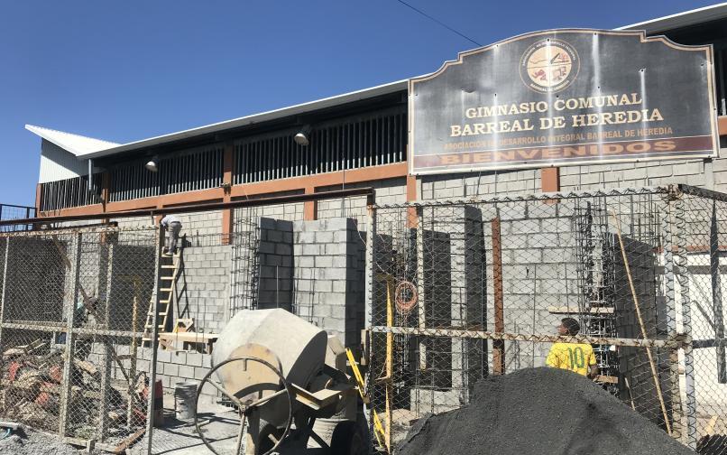 Biblioteca virtual en Barreal de Heredia  