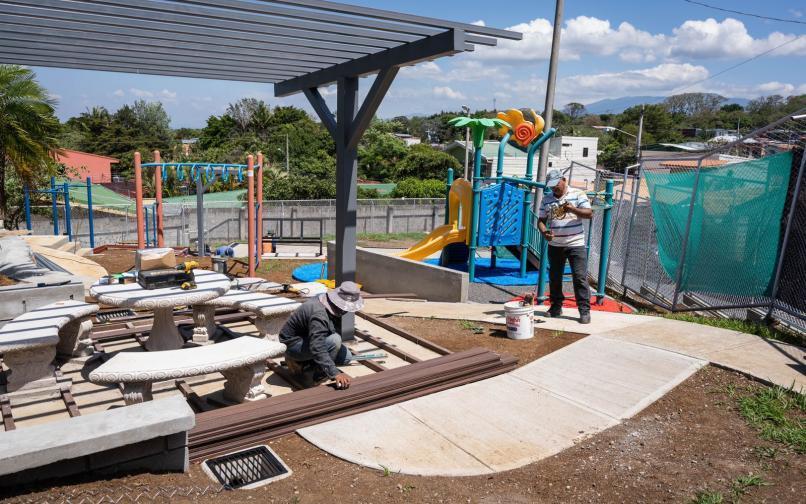 REMODELACION DE ÁREA PÚBLICA URB KARABALI REMODELACION DE ÁREA PÚBLICA URB KARABALI