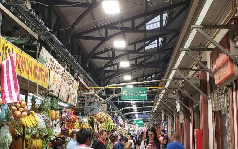 Mejoras en iluminación y red de telecomunicaciones del Mercado Municipal