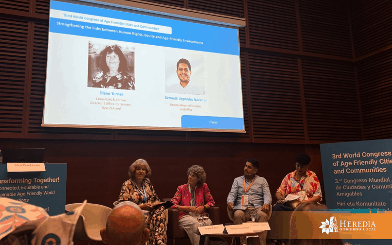 Municipalidad expone modelo pionero de teleasistencia en Congreso Mundial de Ciudades y Comunidades Amigables con las Personas Mayores Municipalidad expone modelo pionero de teleasistencia en Congreso Mundial de Ciudades y Comunidades Amigables con las Personas Mayores