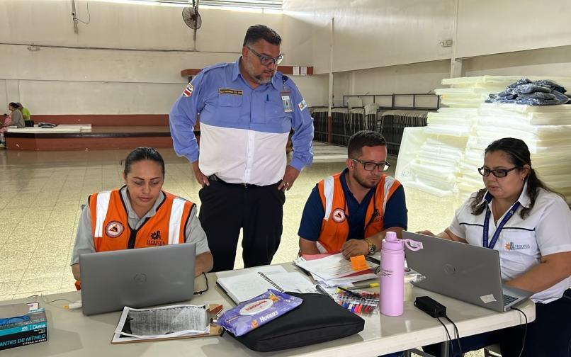 Comité Municipal de Emergencias realiza atención articulada de incendio estructural en Guararí Comité Municipal de Emergencias realiza atención articulada de incendio estructural en Guararí